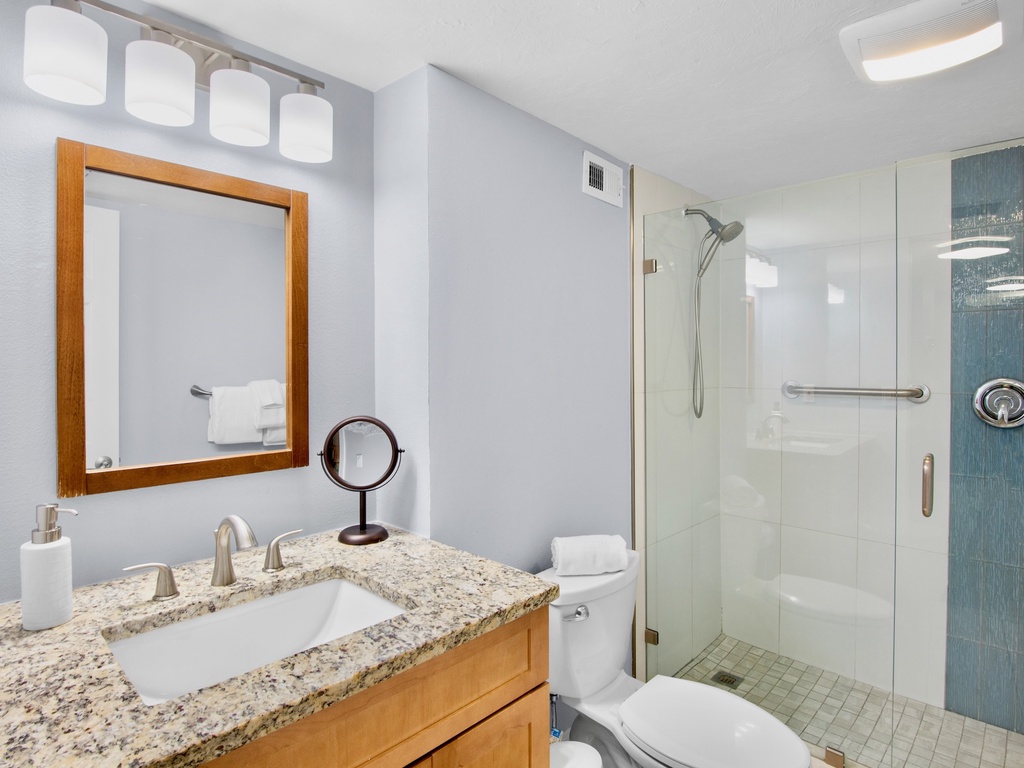 Harbor Towers Unit 212 by Tropical Sands Accommodations