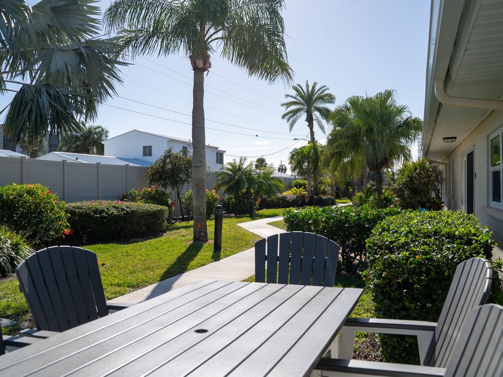 092 patio 2