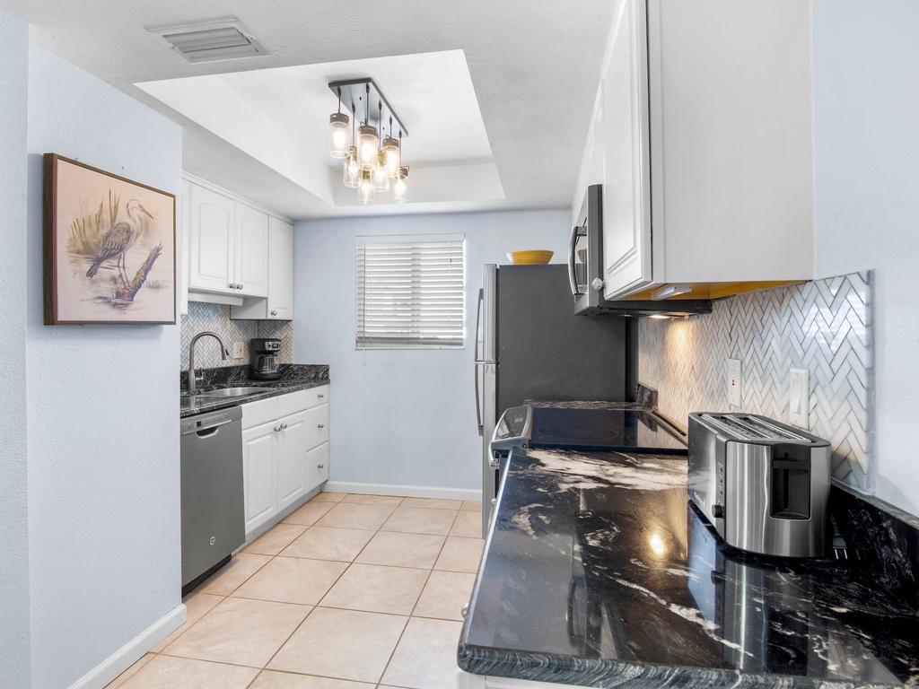 Fully equipped kitchen