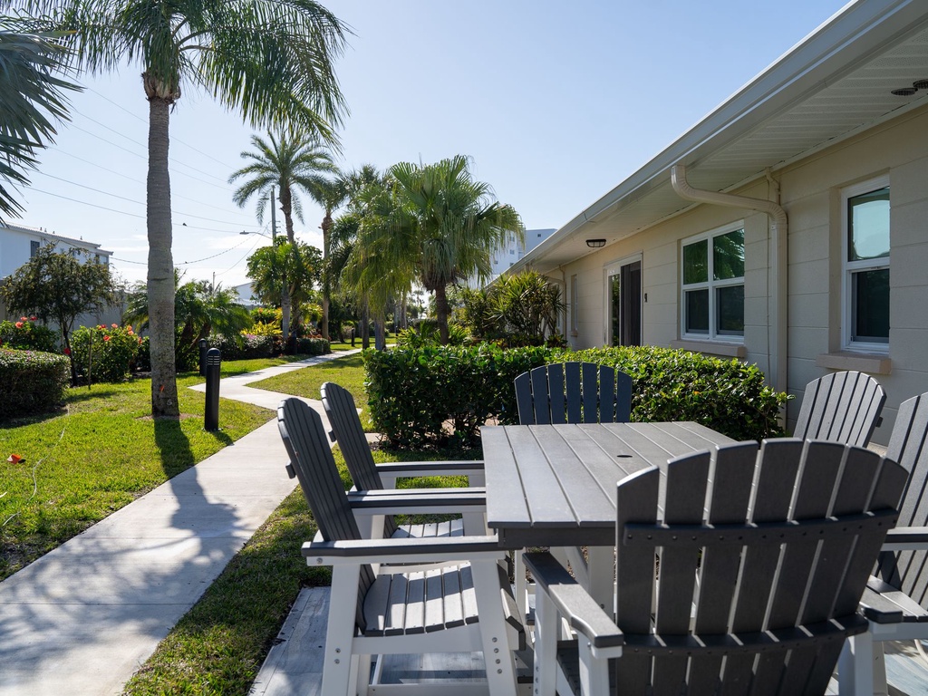 092 patio 1