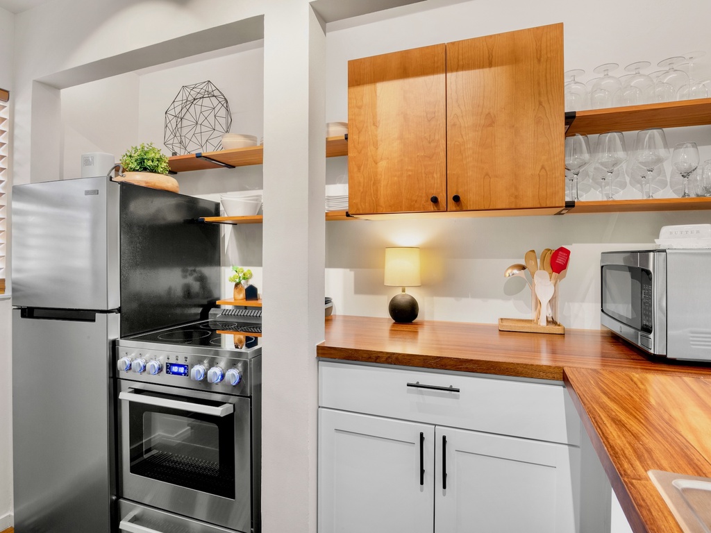 Additional Kitchen