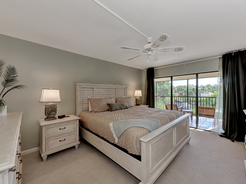 Primary Bedroom - King