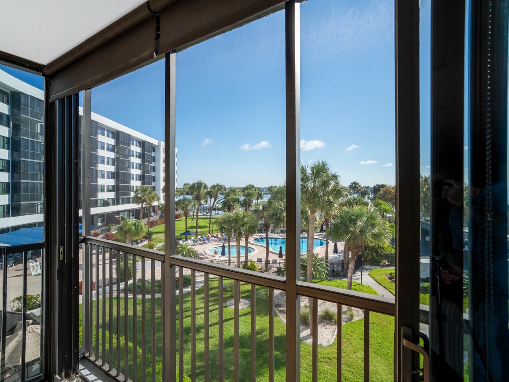 Harbor Towers Unit 330 by Tropical Sands Accommodations