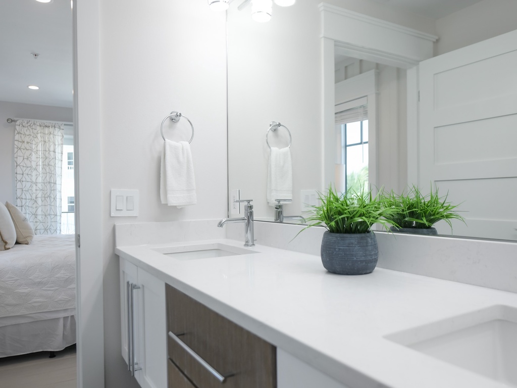 Fifth Bedroom (2nd Floor), Ensuite Bath with Double Vanity