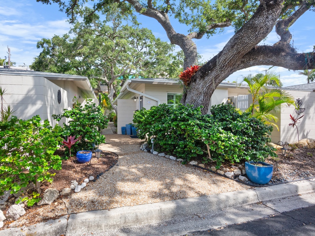 Three Sandy Sisters by Siesta Key Luxury Rental Properties