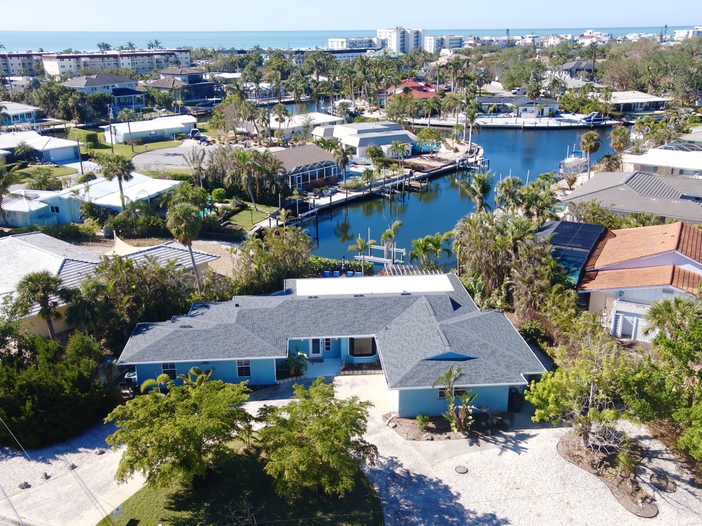 Siesta Dreamin' by Tropical Sands Accommodations