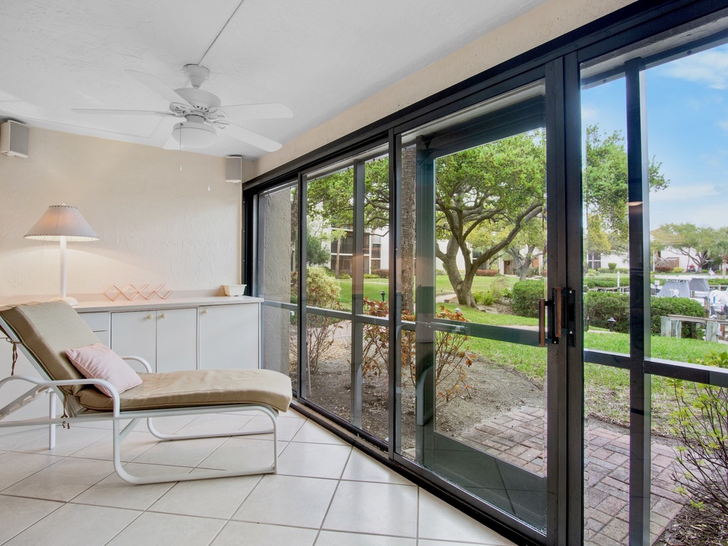 Midnight Cove II Unit 910 by Tropical Sands Accommodations