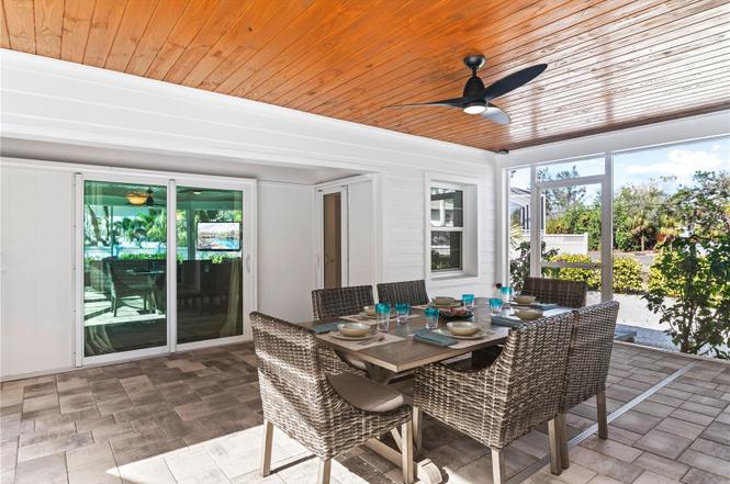 Outdoor dining space