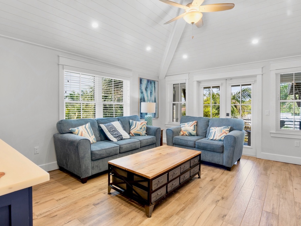 Additional Living Area, Third Floor