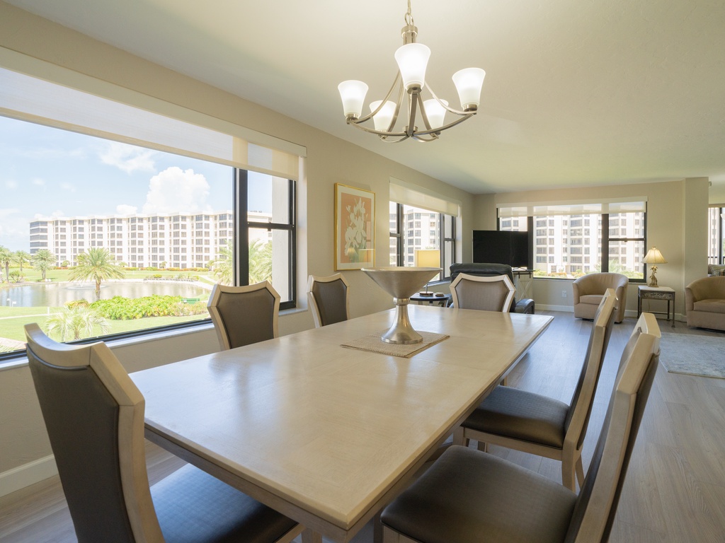 Gulf and Bay Club B301