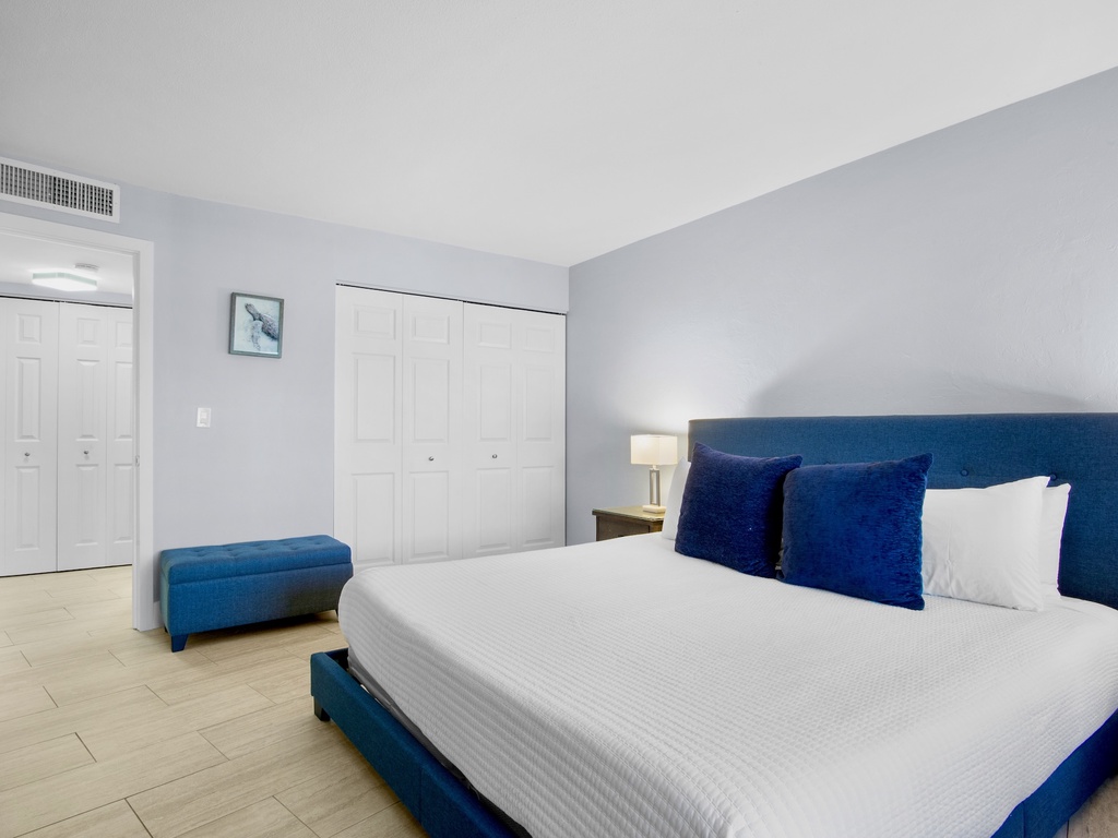 Harbor Towers Unit 212 by Tropical Sands Accommodations