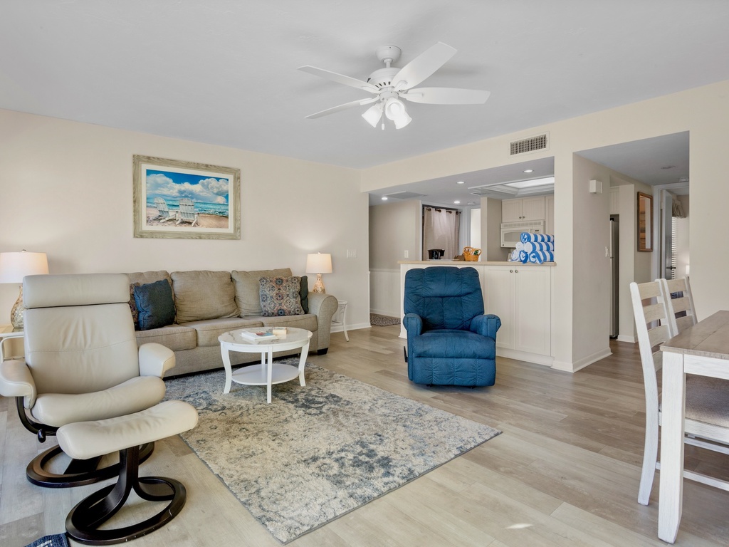 Midnight Cove II Unit 333 by Tropical Sands Accommodations