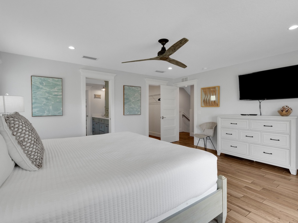Primary Bedroom, King