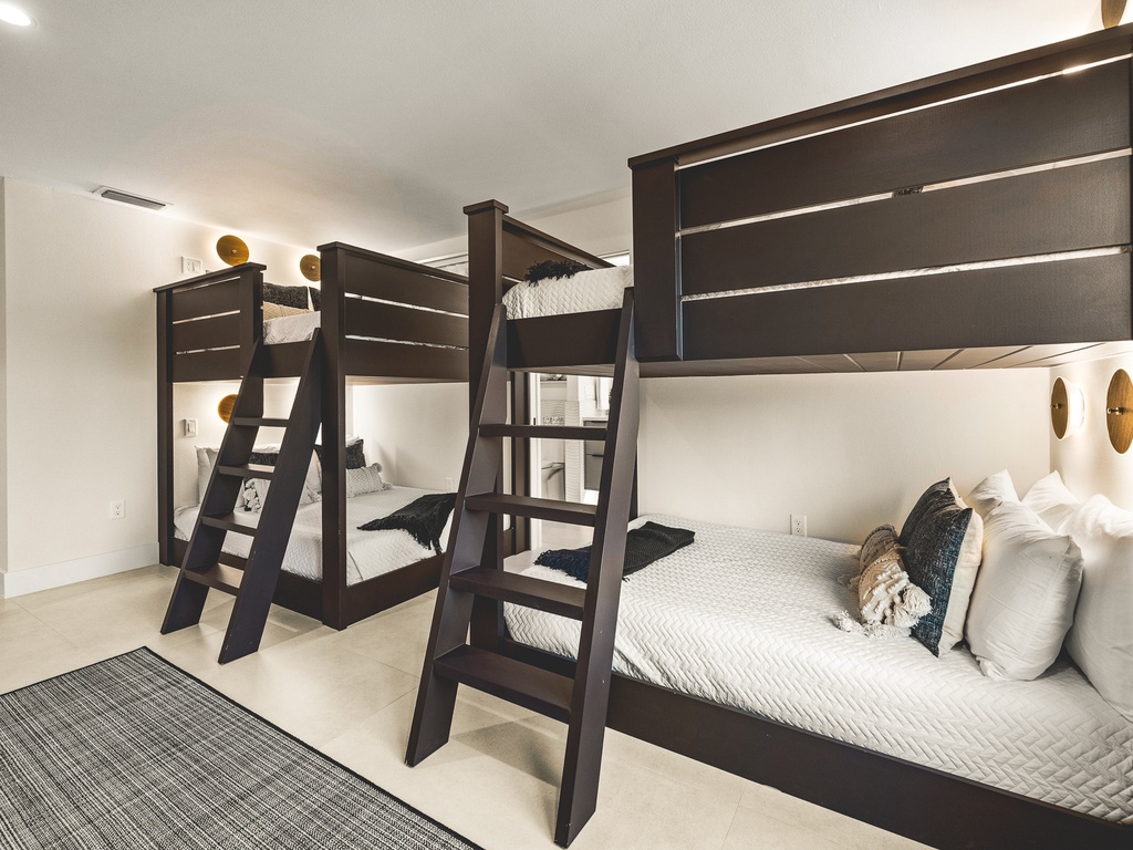 Fifth Bedroom, Two Full over Full Beds