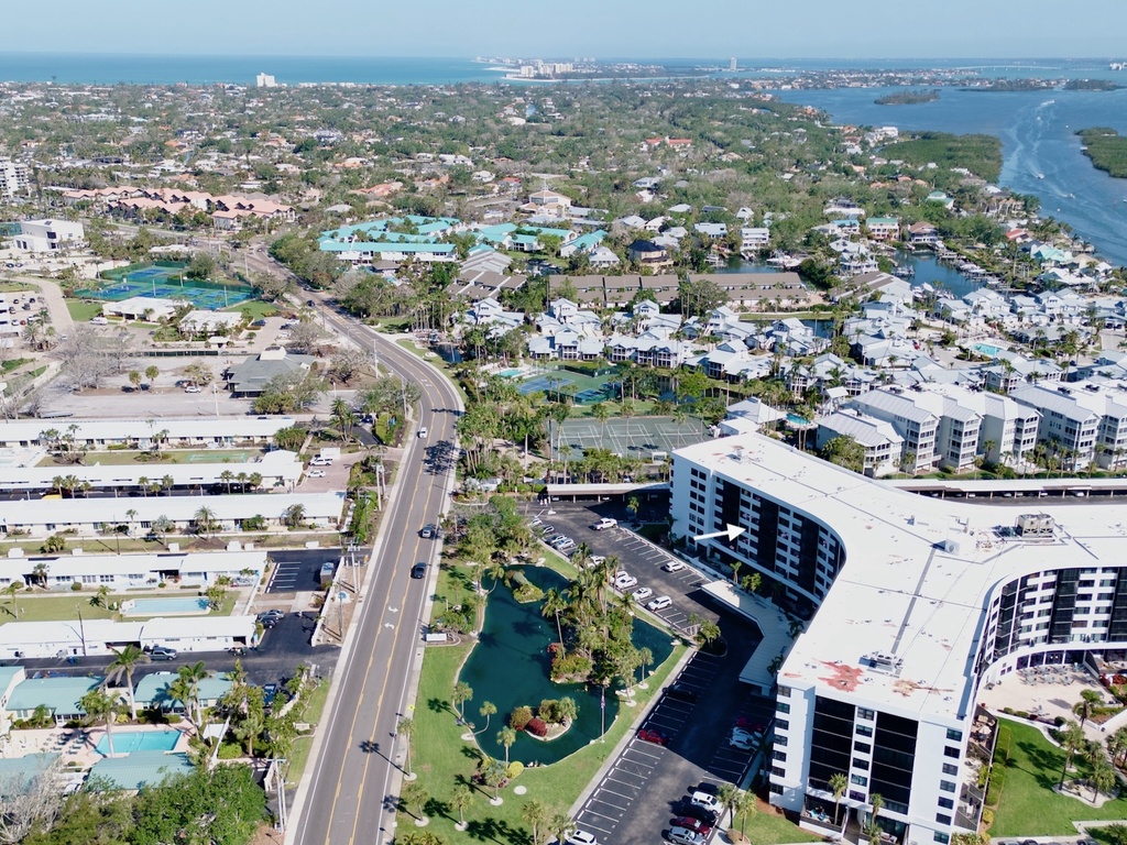 Harbor Towers 420 by Tropical Sands Accommodations