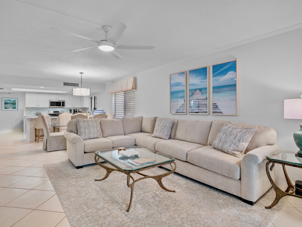 Midnight Cove II Unit 910 by Tropical Sands Accommodations