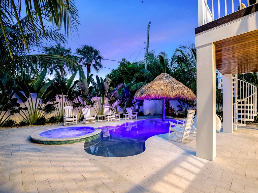 Private Pool and Spa