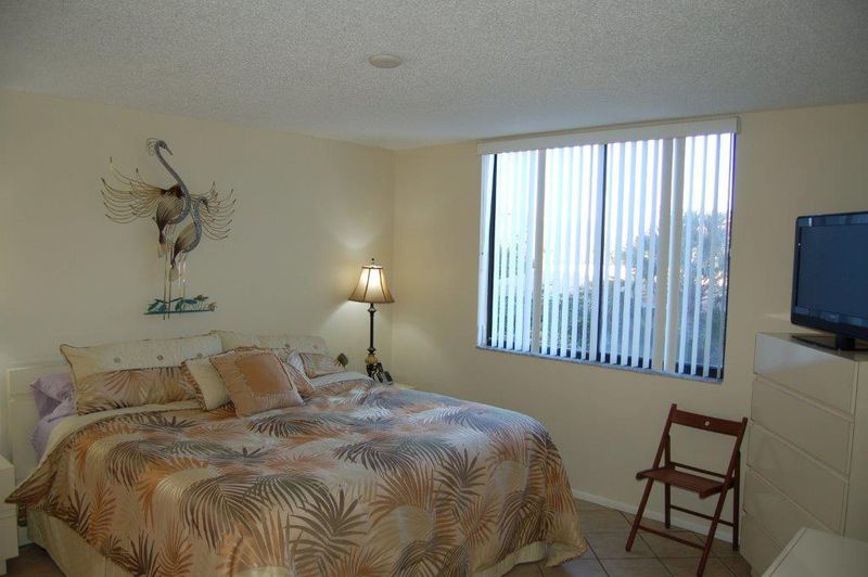 Master Bedroom, King