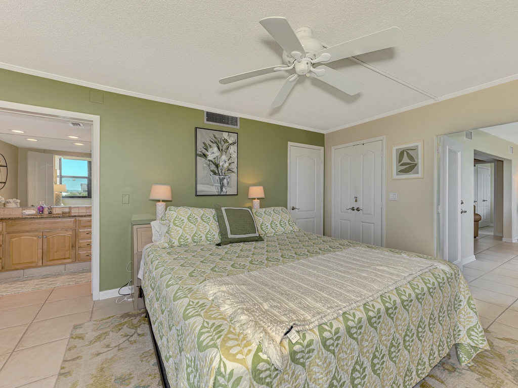 Primary Bedroom, King