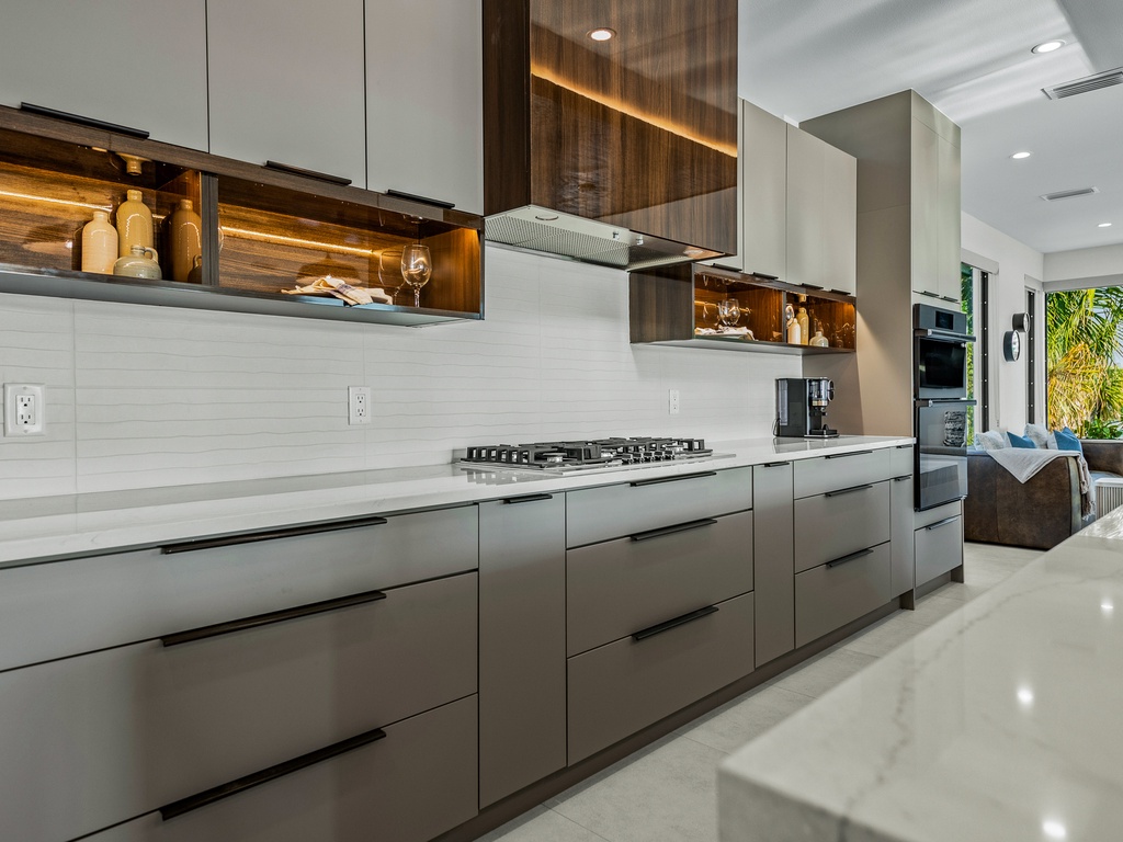 Fully equipped modern kitchen
