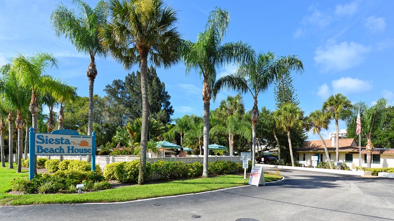 Siesta Beach House 210