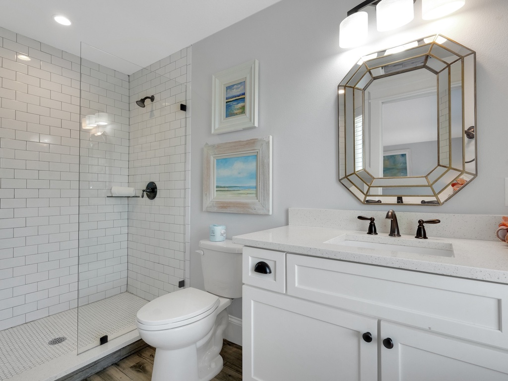 Second Bathroom, Ensuite