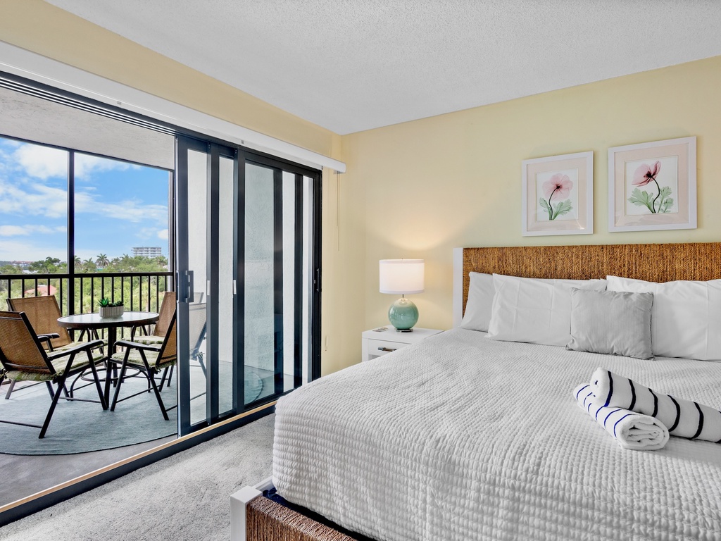 Harbor Towers Unit 501 by Tropical Sands Accommodations