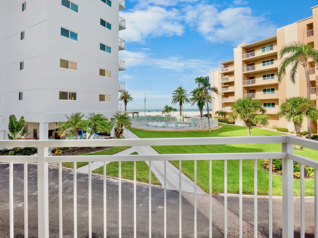 Jamaica Royale PH1 by Tropical Sands Accommodations