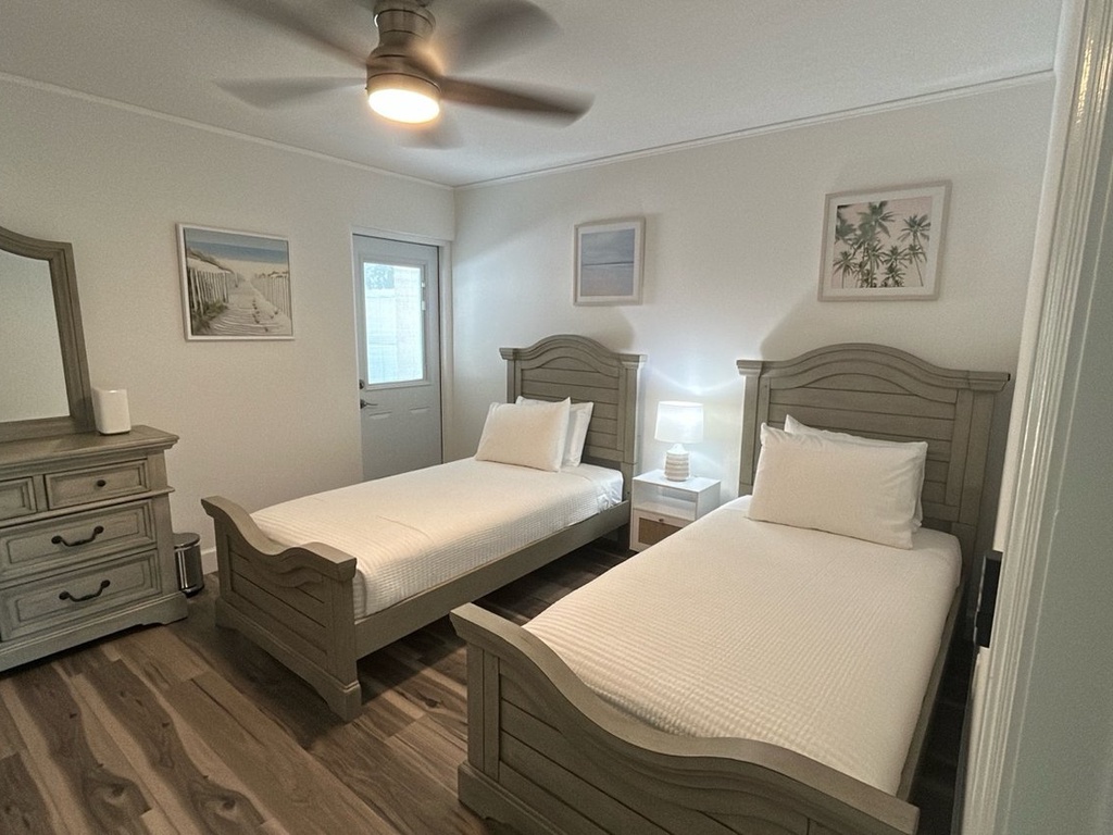 Second Bedroom, Twin Bedroom