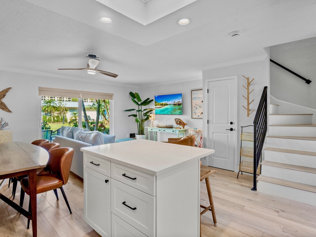 Jamaica Royale PH2 by Tropical Sands Accommodations
