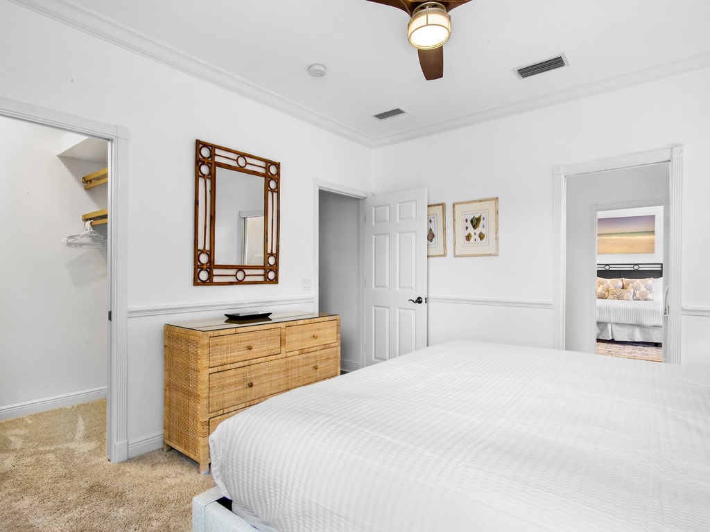 Second Bedroom, King