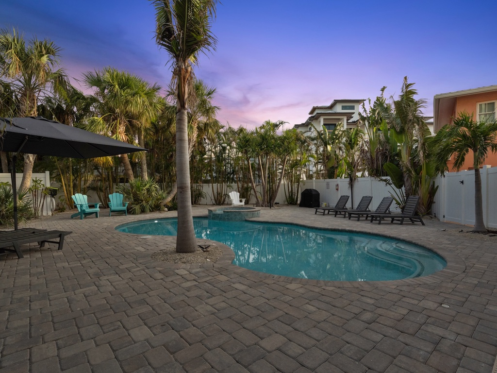 Private Pool and Spa