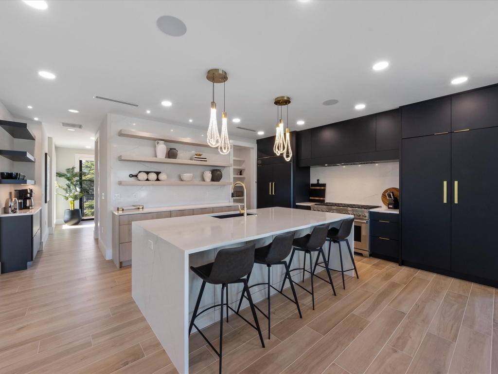Breakfast Bar