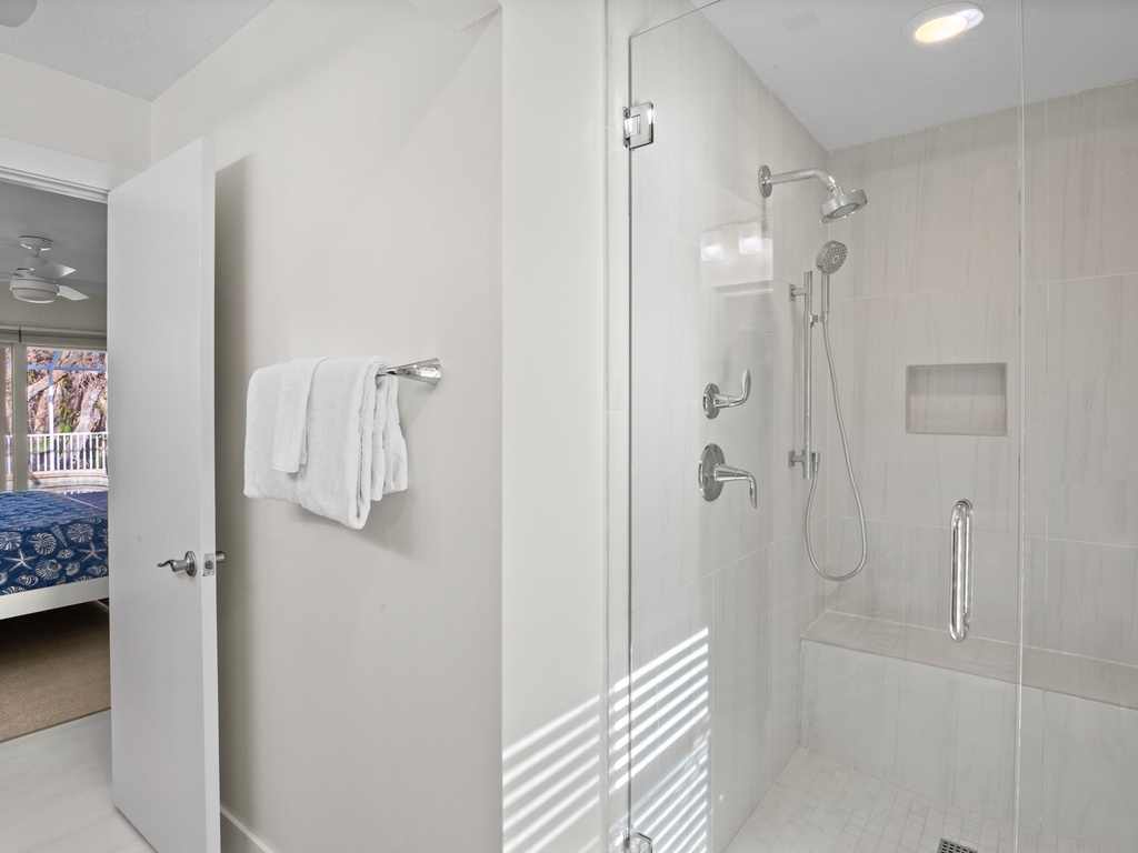 Primary Bathroom, Ensuite