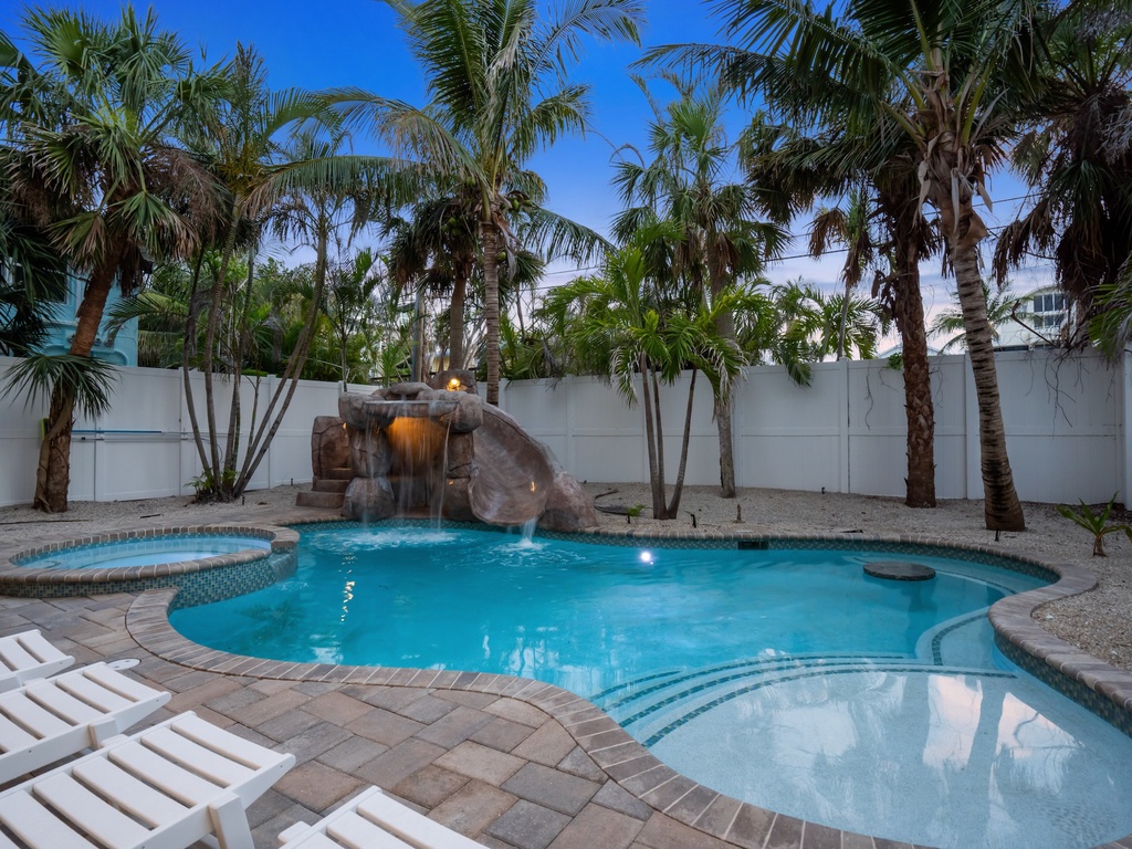 Private Pool and Spa, Water Slide