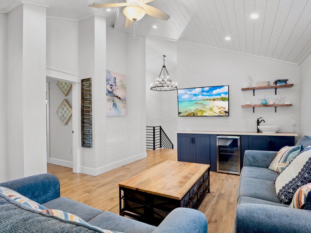 Additional Living Area, Third Floor