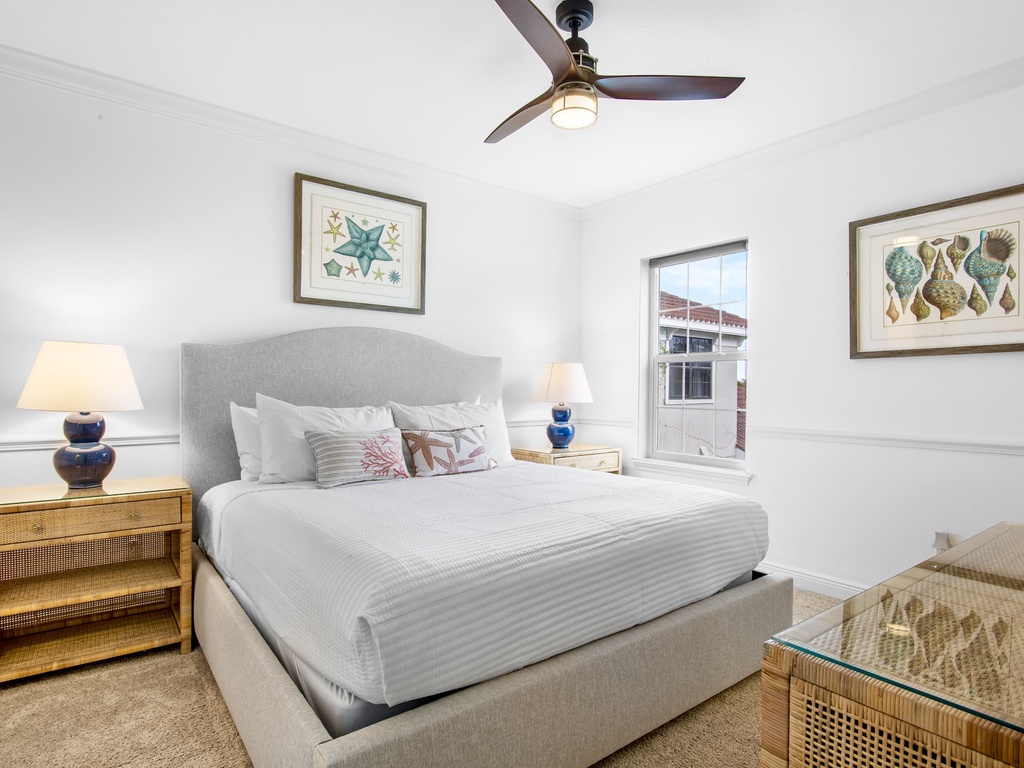 Second Bedroom, King