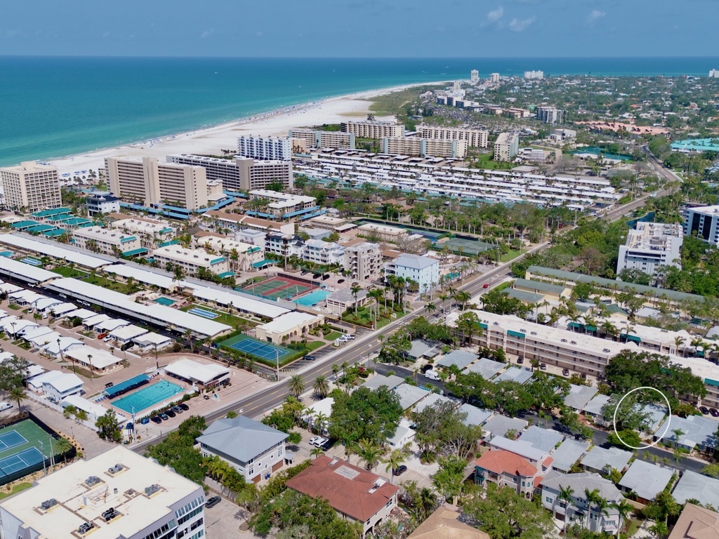 Three Sandy Sisters by Siesta Key Luxury Rental Properties
