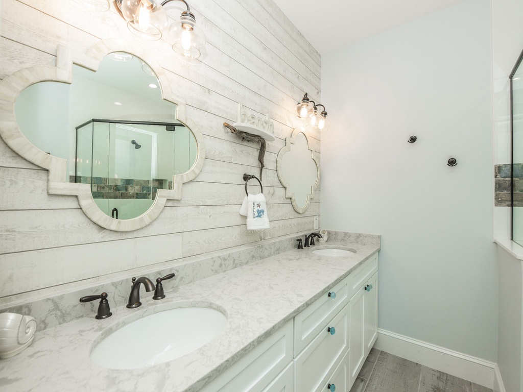 Second Bathroom, Ensuite