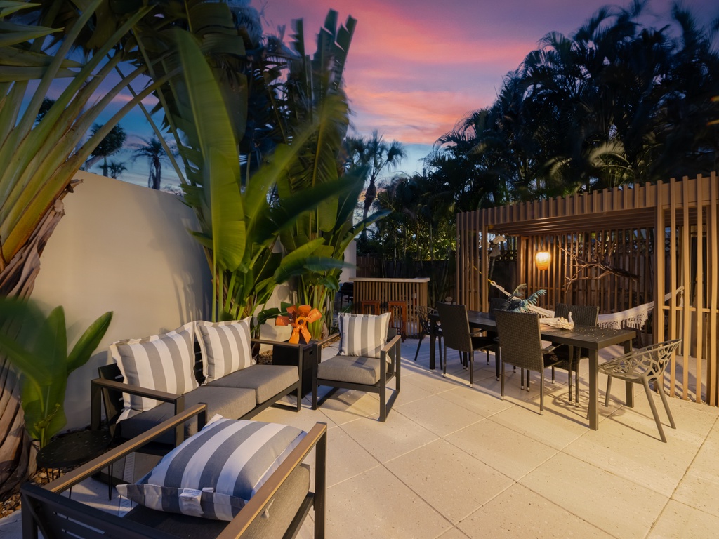 Sundown Sanctuary by Siesta Key Luxury Rental Properties