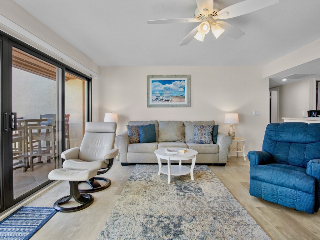 Midnight Cove II Unit 333 by Tropical Sands Accommodations