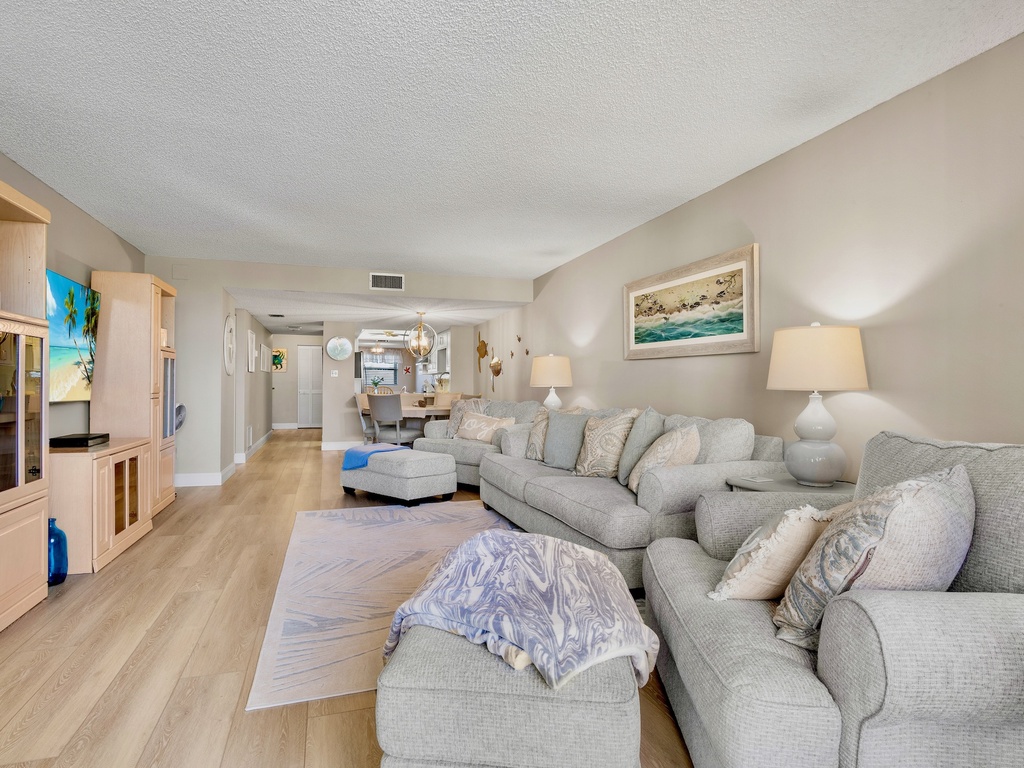 Gulf and Bay Club C209 by Tropical Sands Accommodations