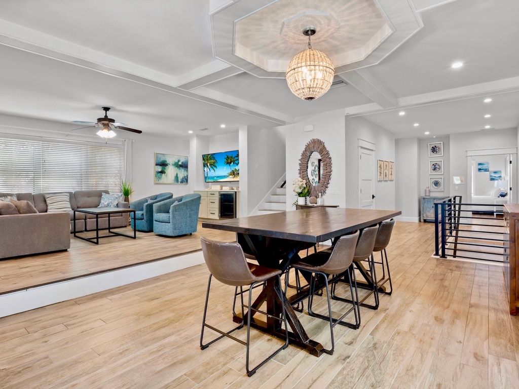 Additional Dining Area