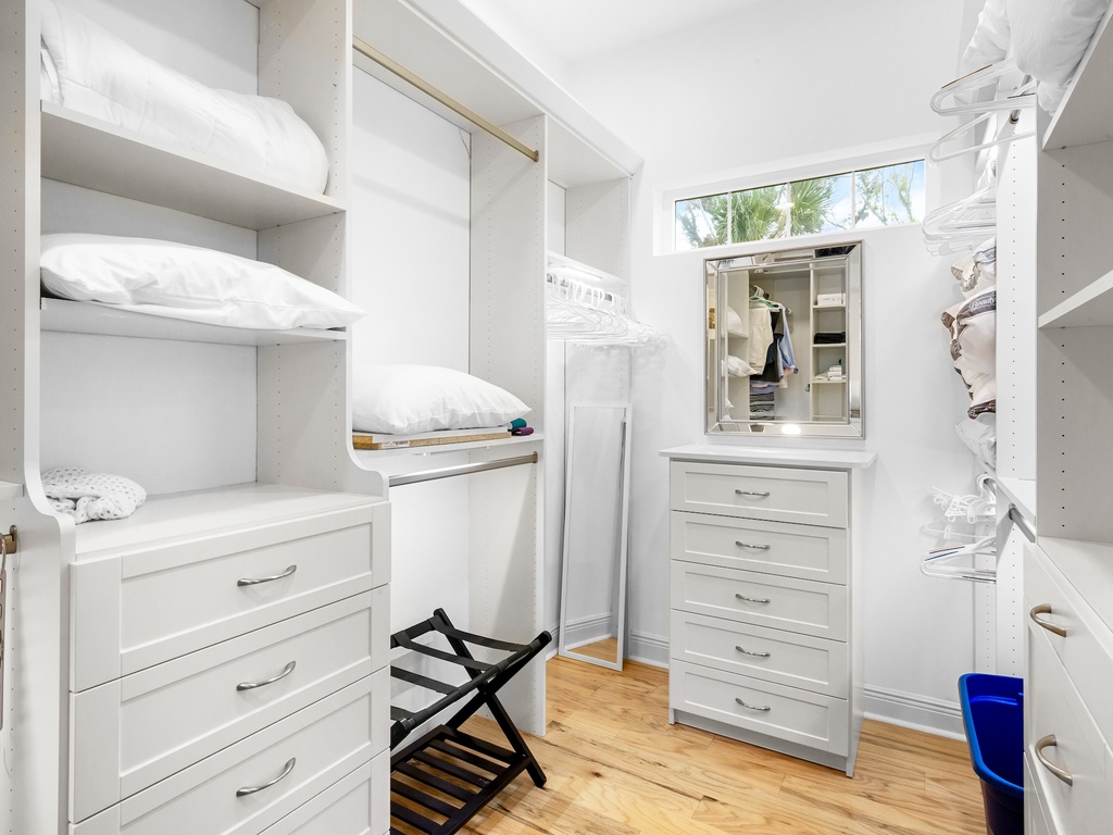 Primary Bedroom, Closet