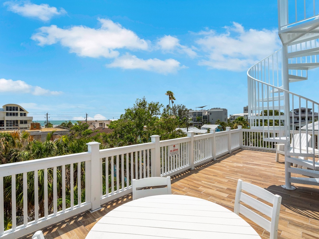 Balcony, Dining Area