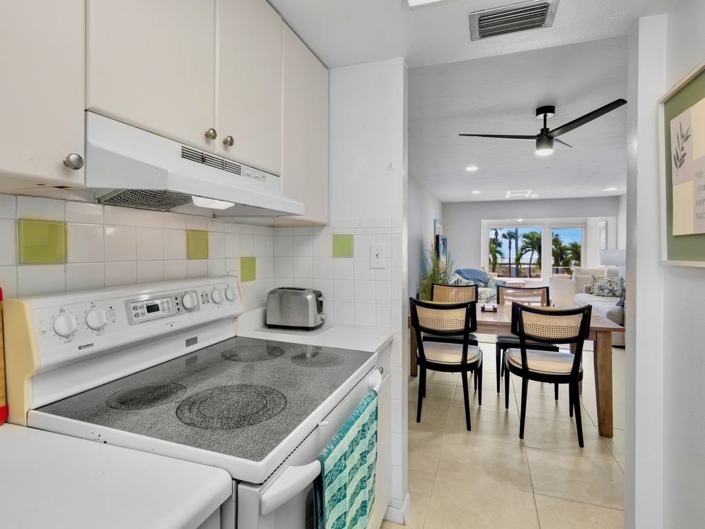 Sunset Royale 208 by Tropical Sands Accommodations