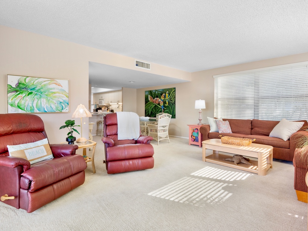 Gulf and Bay Club D101 by Tropical Sands Accommodations