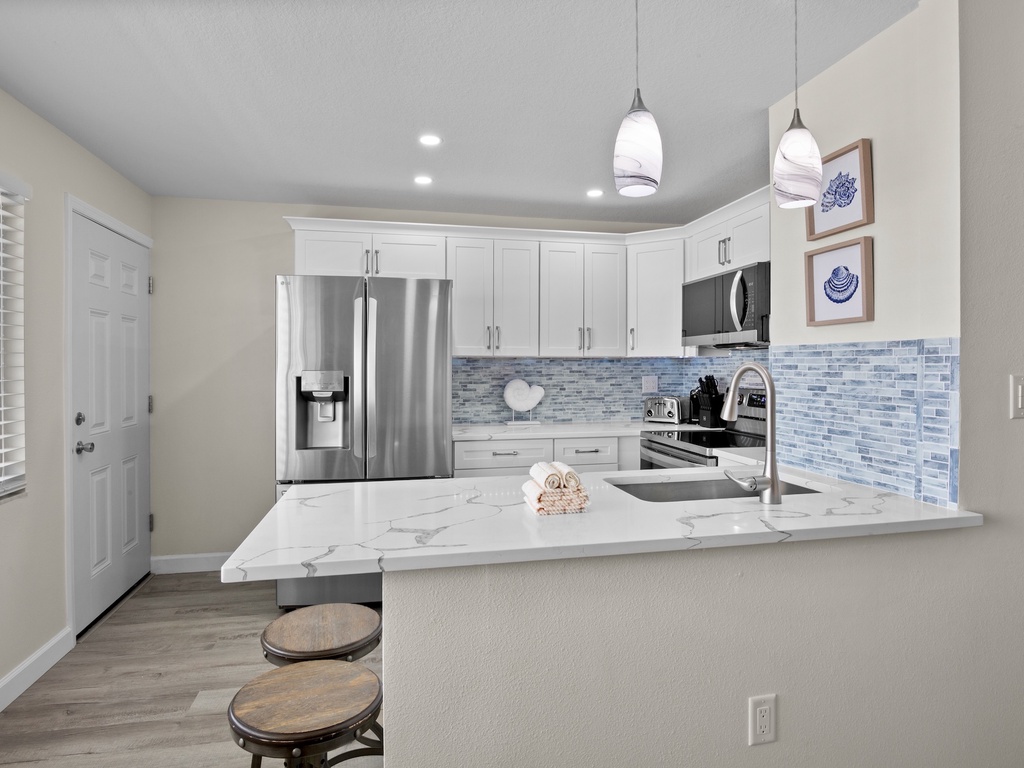 Fully equipped kitchen