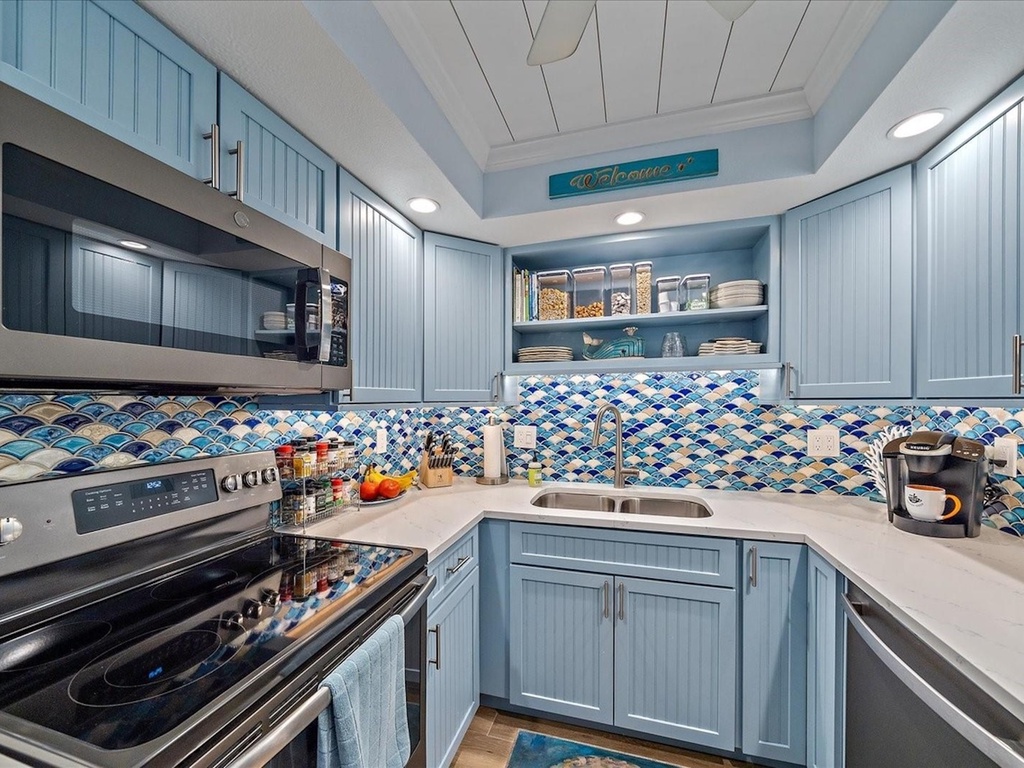 Harbor Towers Unit 603 by Tropical Sands Accommodations