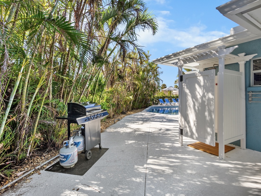 Outdoor Grill, Outdoor Shower